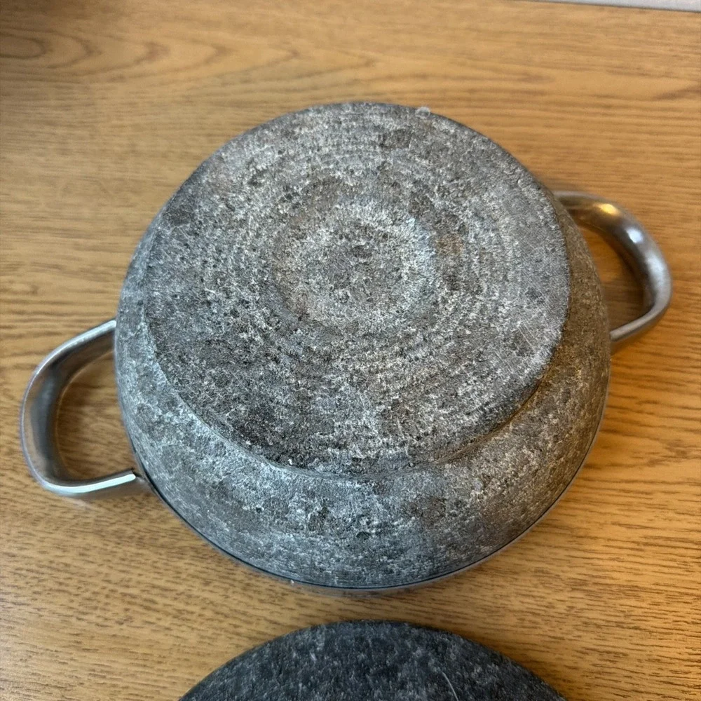 Korean Stone Gopdol Hot Pot Ttukbaegi w/ Lid Bibimbap With Handles